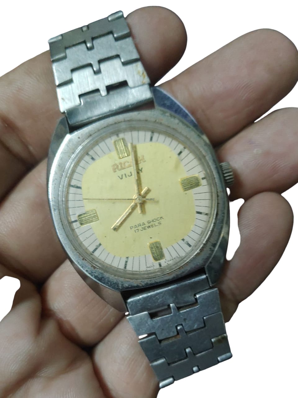 VINTAGE WATCH RICOH VIJAY AUTOMATIC 17 JEWALS MEN  WORKING WITH ORIGNAL CHAIN S-9/29